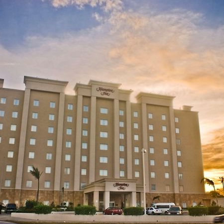 Hampton Inn Tampico Airport Bagian luar foto