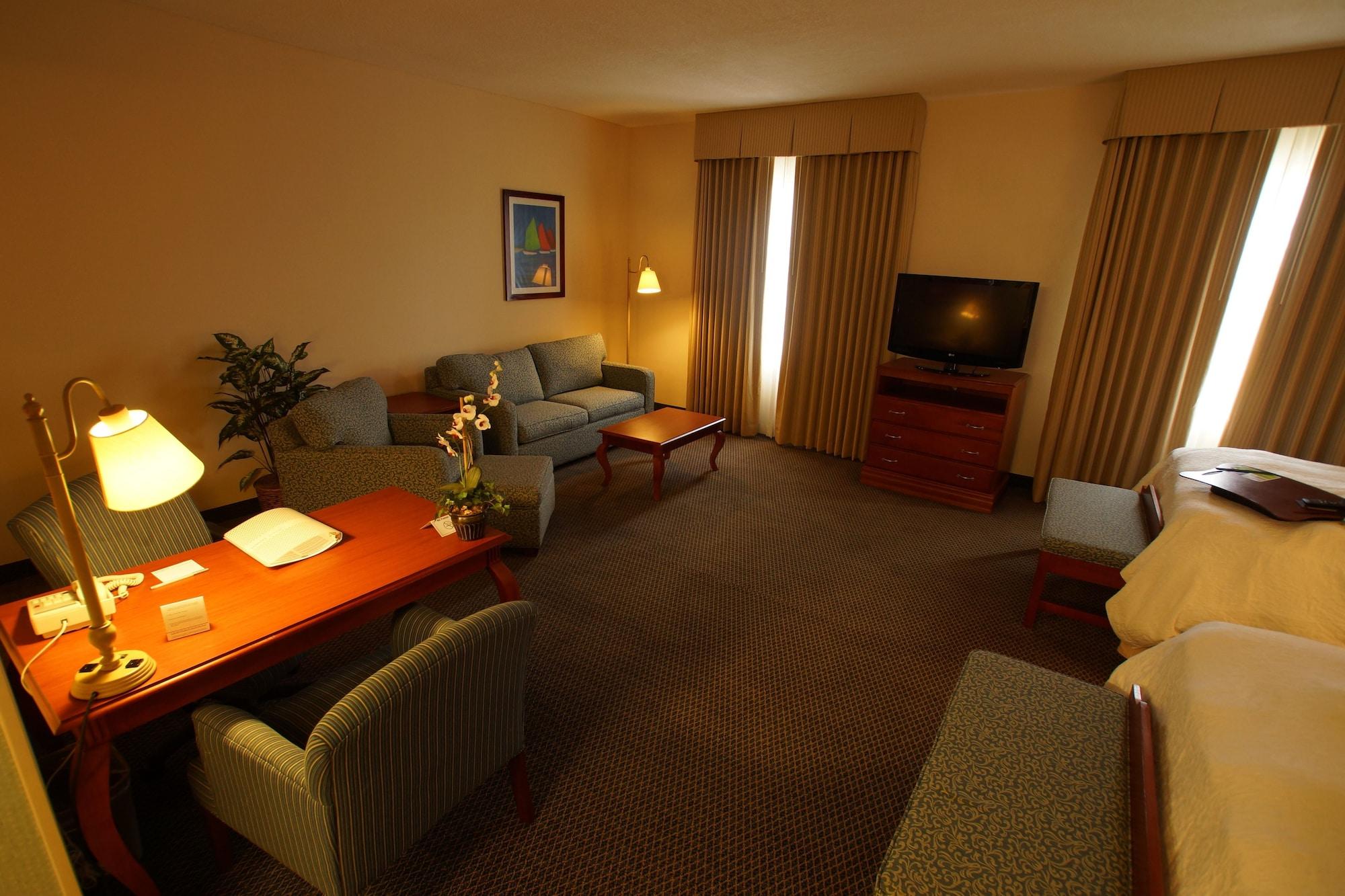 Hampton Inn Tampico Airport Bagian luar foto