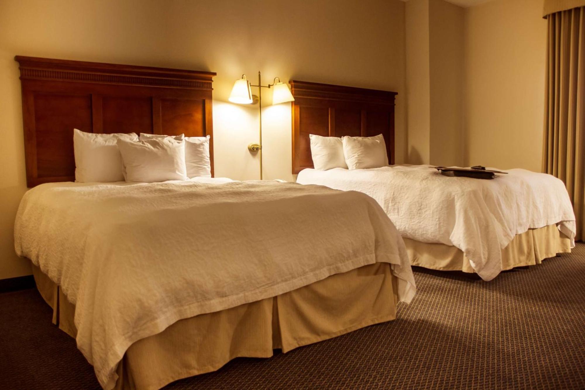Hampton Inn Tampico Airport Bagian luar foto
